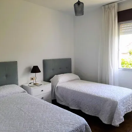 Casa Con Jardín A 200 Metros Playa De Areas En